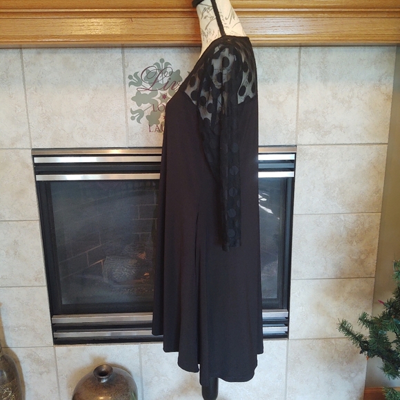 💥 3/$20 Nina Leonardo Medium Black Dress! - Picture 5 of 10